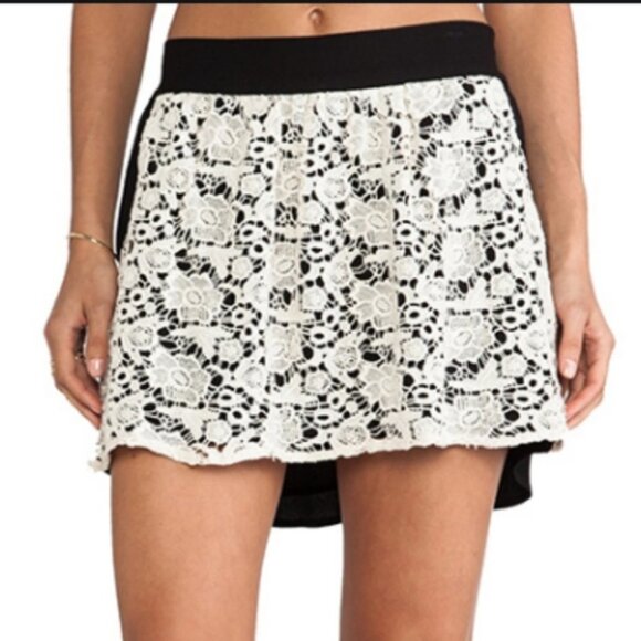 Chaser Dresses & Skirts - NEW Chaser Georgette Black & Ivory Mini Skirt w/ Lace Front Panel Sz. S